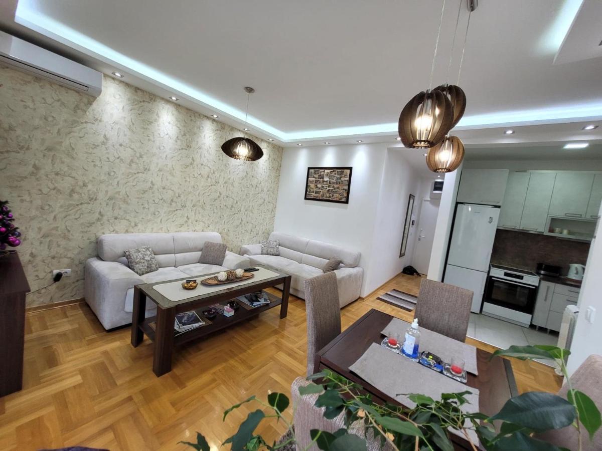 Apartment Iris ベオグラード エクステリア 写真