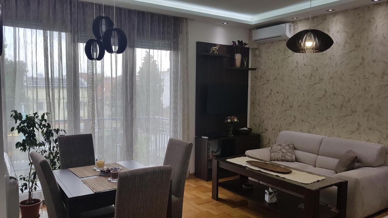 Apartment Iris ベオグラード エクステリア 写真